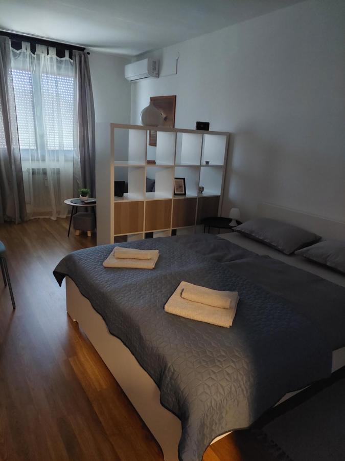 M&M Apartment Velika Gorica Eksteriør bilde