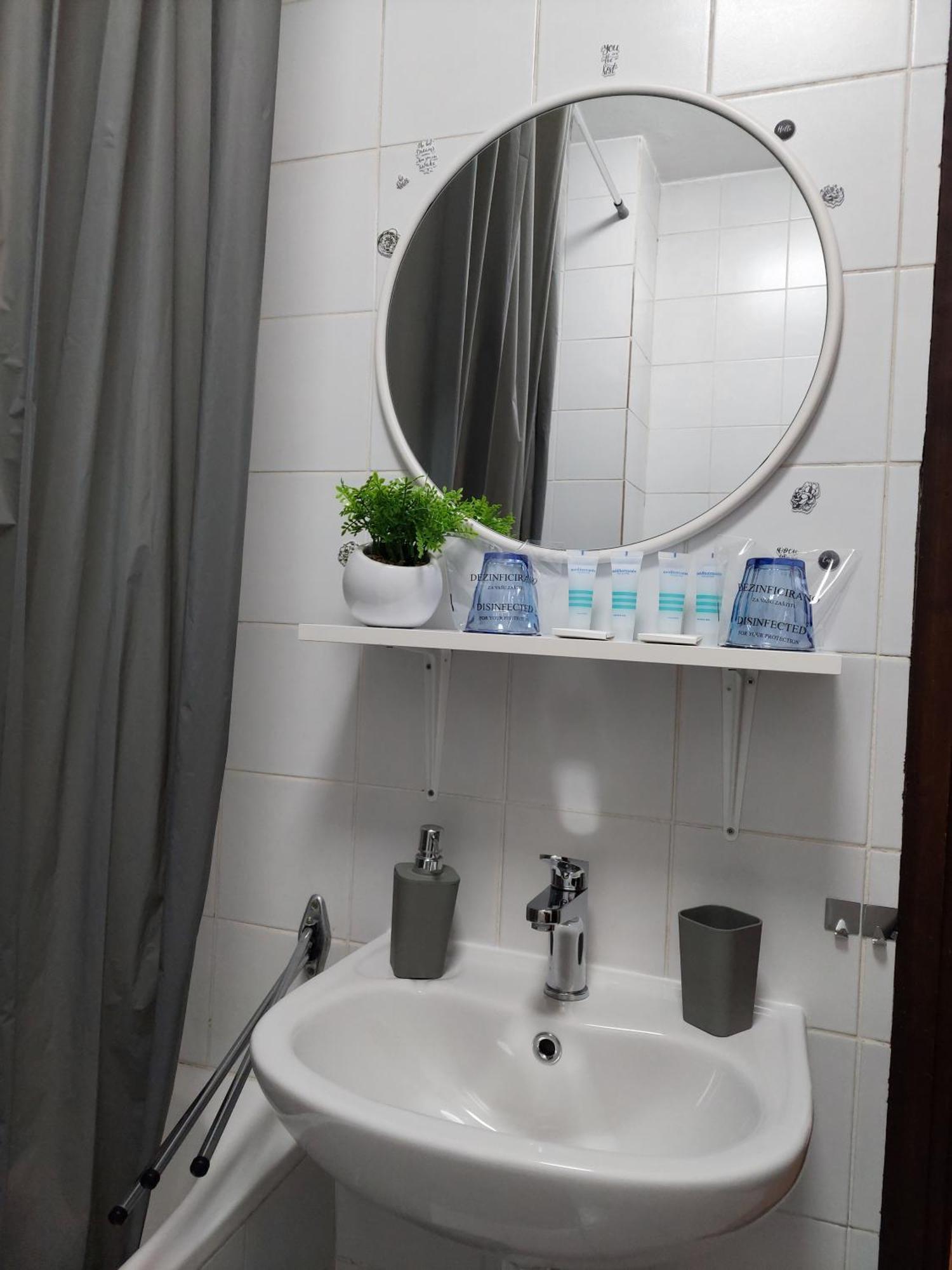 M&M Apartment Velika Gorica Eksteriør bilde